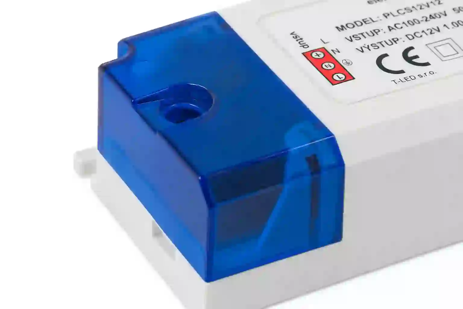 Ochranné  funkce LED napájecího zdroje 12V 24W nábytkový - přetížení, zkrat a přepětí s auto-recovery